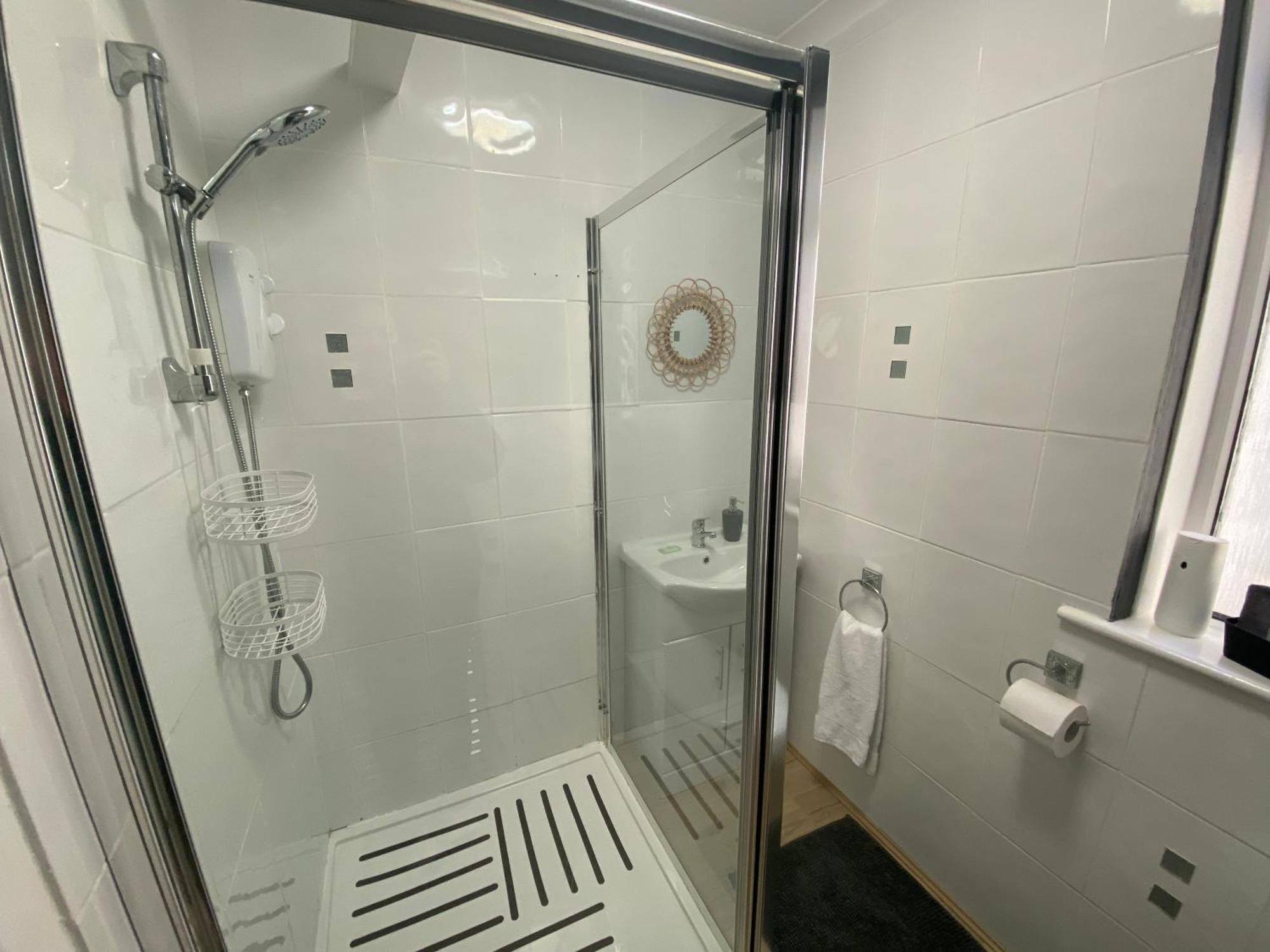 Peacock Guest House Ларгс Екстер'єр фото